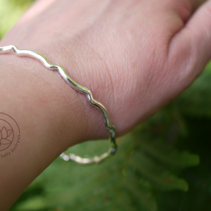 Sound Wave Silver Bangle 2.5mm wire