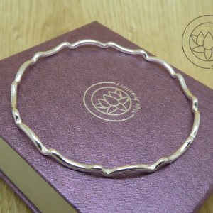 Sound Wave Silver Bangle 2mm wire